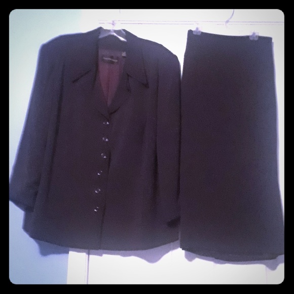 Dana Buchman Other - Suit